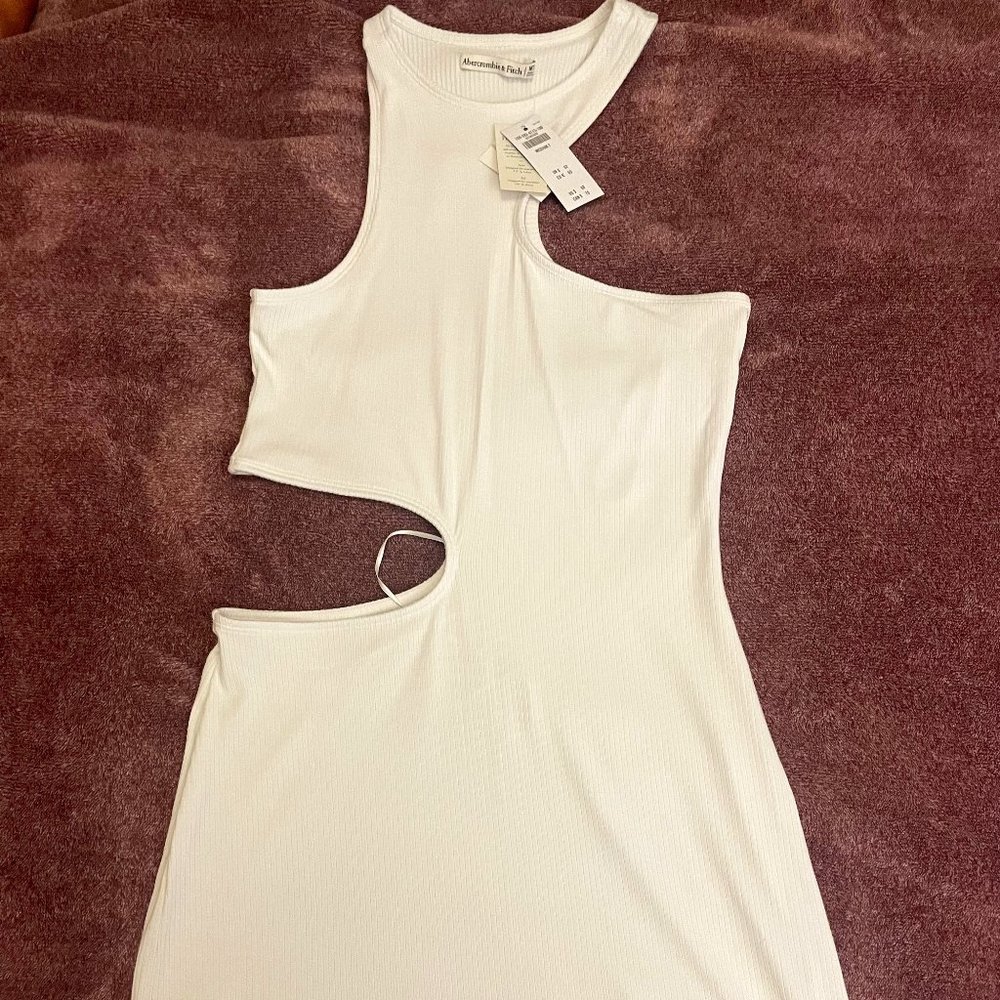 Abercrombie &Fitch white long dress/pool coverup size MT NWT